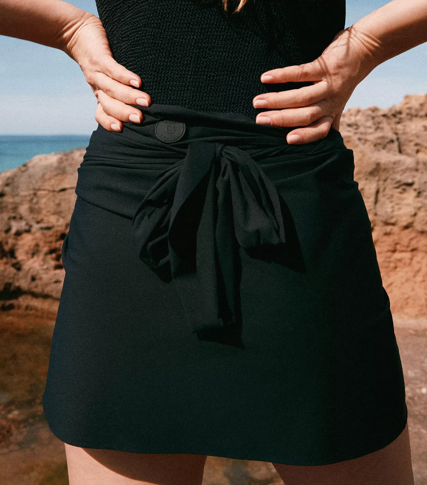 Hunza G Shorts And Skirts | Sarongs-Short Sarong - Black